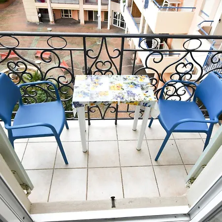 Apartment Le Jardin Des Muses -parking Prive - Centre-ville - Bord De Menton